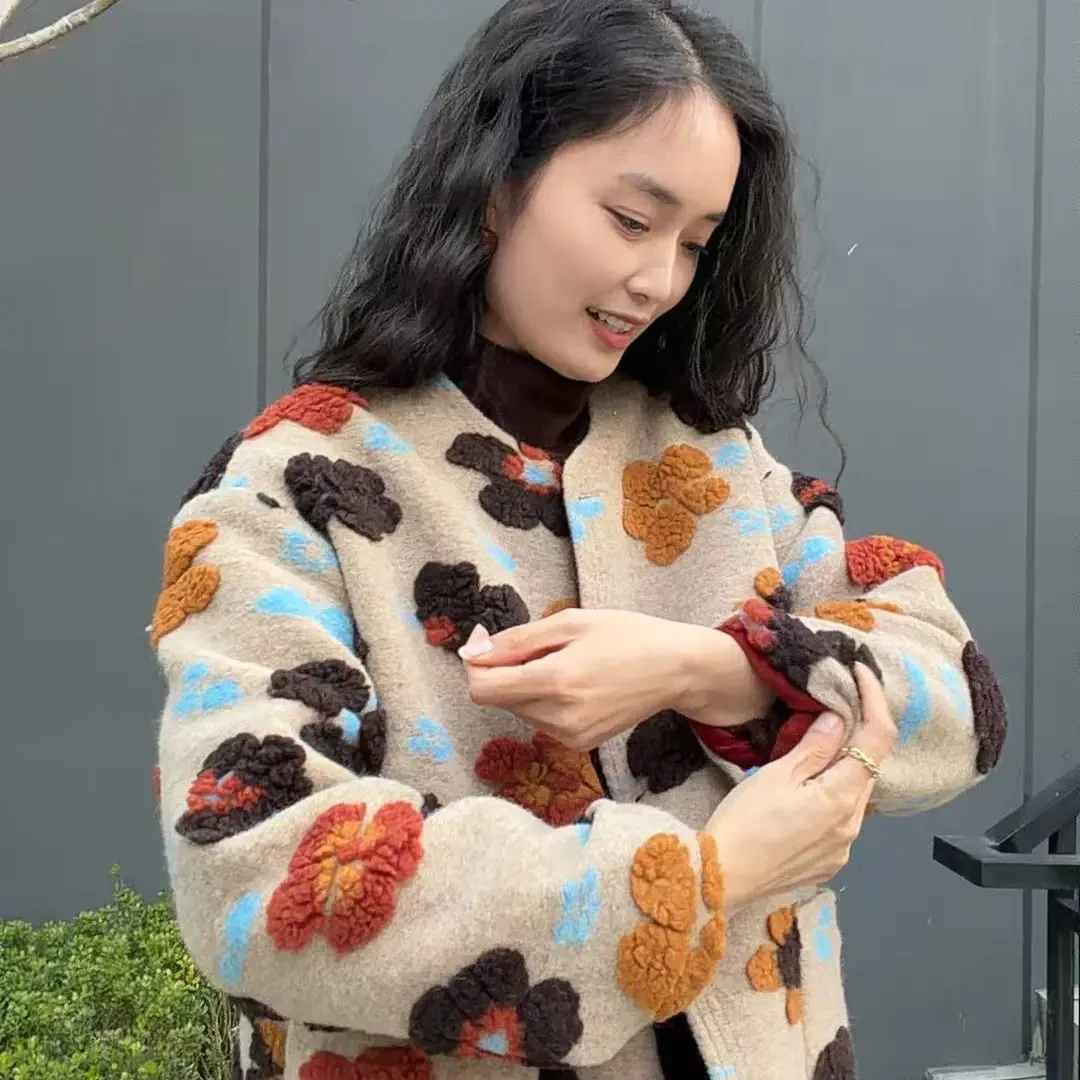 D240-网红圆领花朵小香风羽绒服冬季厚款复古宽松时尚百搭