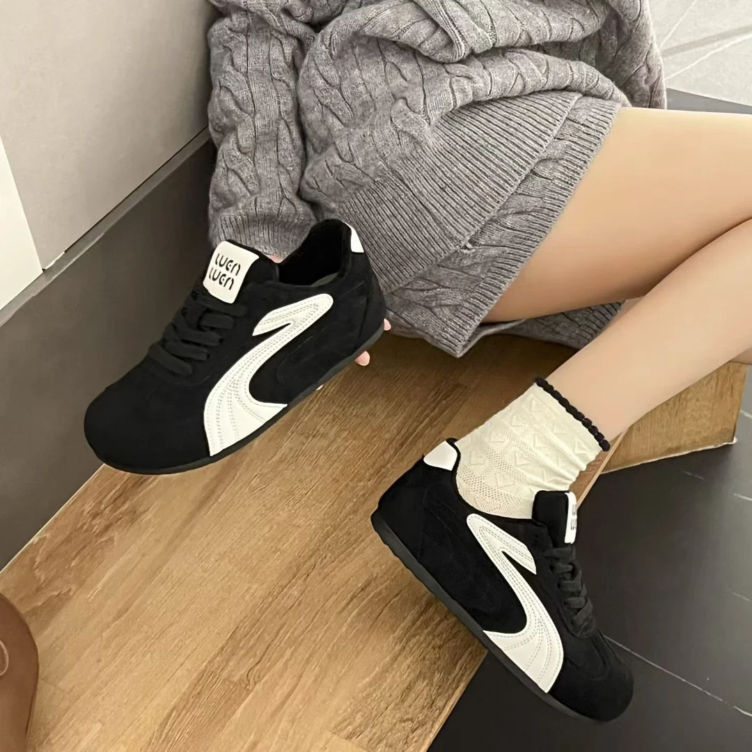 平底复古系带德训鞋红色女鞋2025秋季新款冬季女德训运冬季防滑