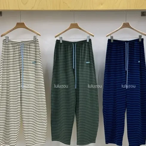 Luluzou 磨毛条纹抽绳弯刀裤 11081