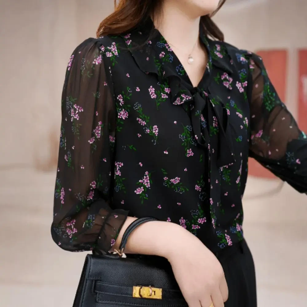 清夜无尘2025新款系带衬衫花边领小衫显白上衣时髦碎花上衣