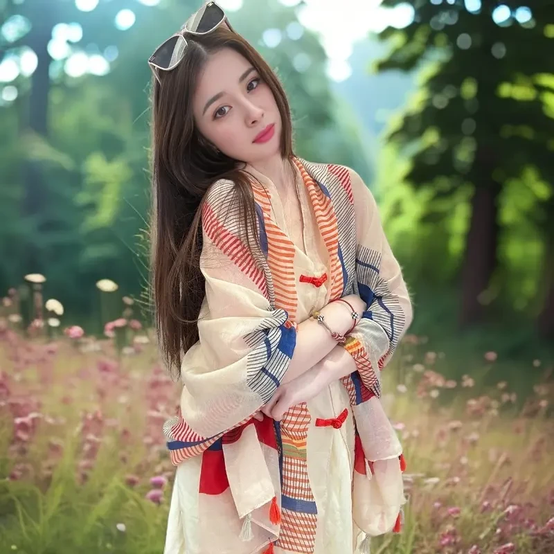 新款春秋百搭盘扣防晒棉麻民族风护颈海边度假旅游拍照穿搭披肩