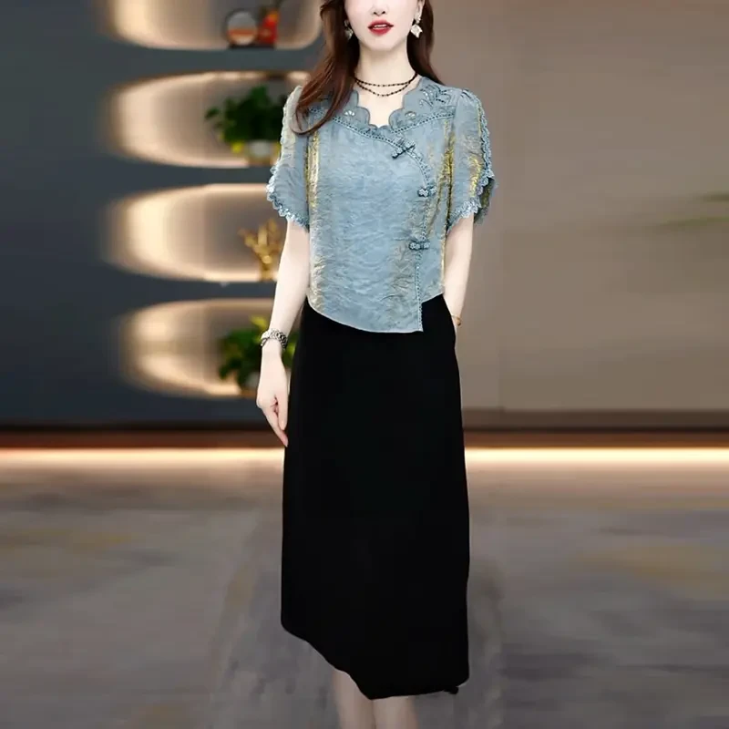 冰丽丝2025夏季新款轻奢女装时尚洋气蕾丝拼接假两件短袖连衣裙子