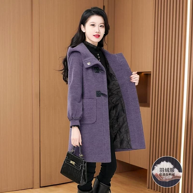 九江贵夫人时尚羽绒服女冬季2025新款洋气爆款小香风中长款呢大衣