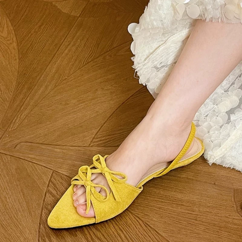 美猫汇真皮底小众设计感蝴蝶结一字带露趾凉鞋女坡跟尖头外穿凉拖