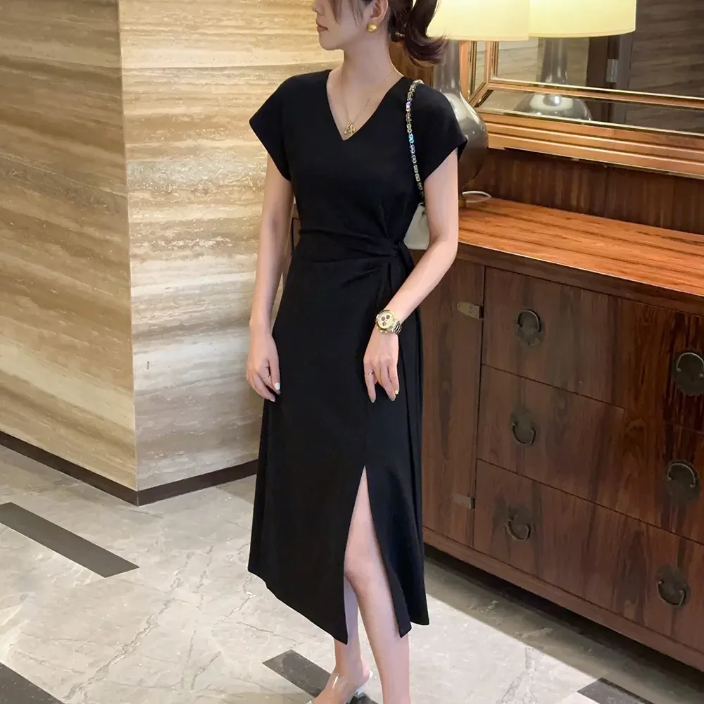 2025新款黑色修身梨形身材收腰长裙小个子法式开叉连衣裙子女