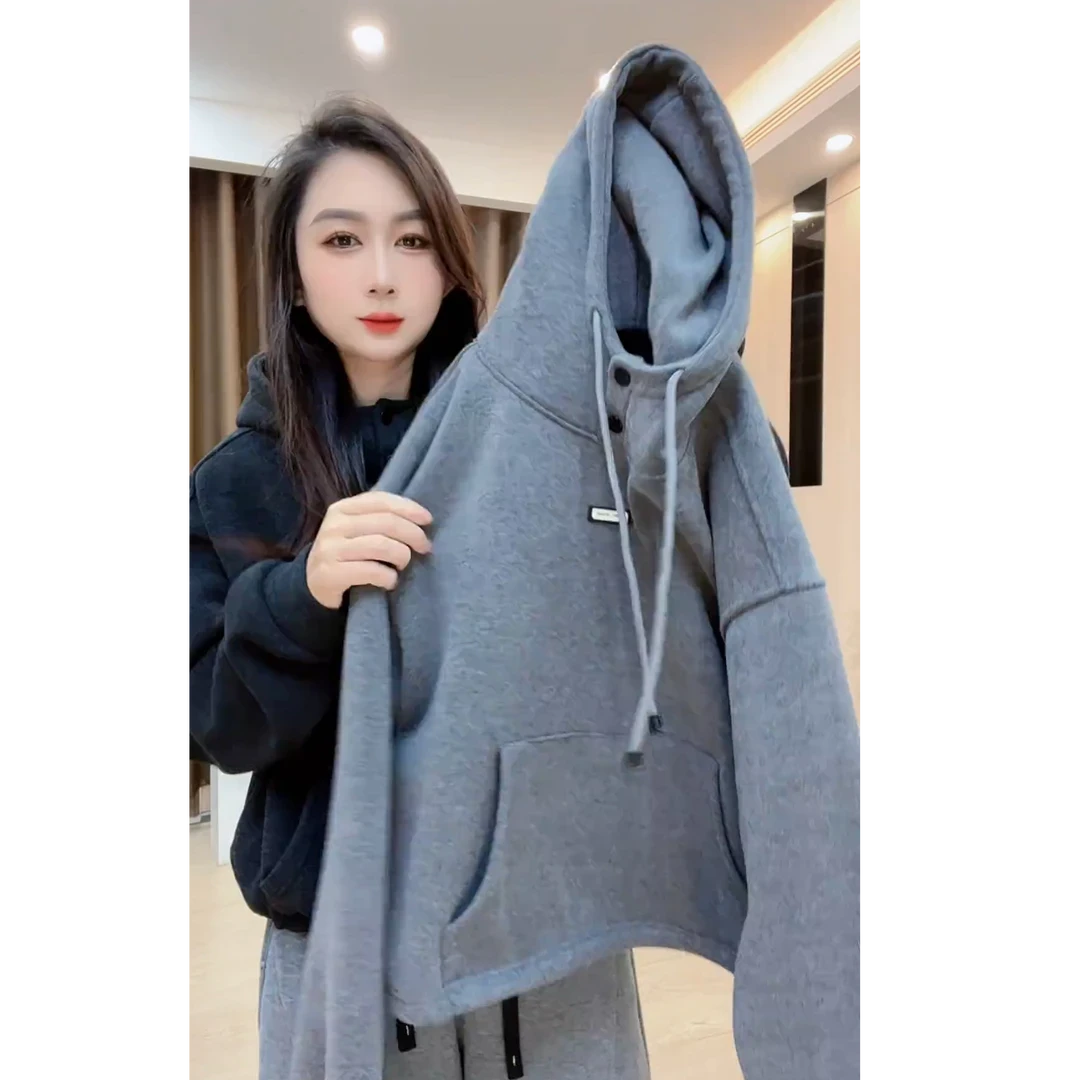 2025秋冬季新款韩版流行爆款穿搭减龄显瘦百搭连帽长袖时尚卫衣女