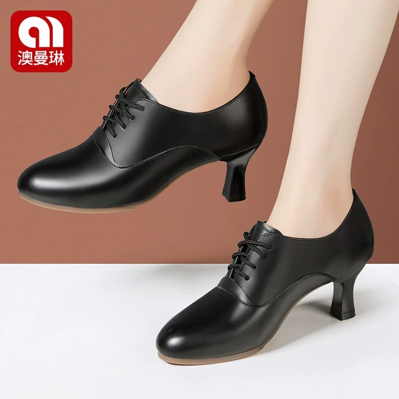 真皮女鞋跳舞软底舞蹈专用鞋子鞋子女ins鞋子女款爆款轻奢鞋子