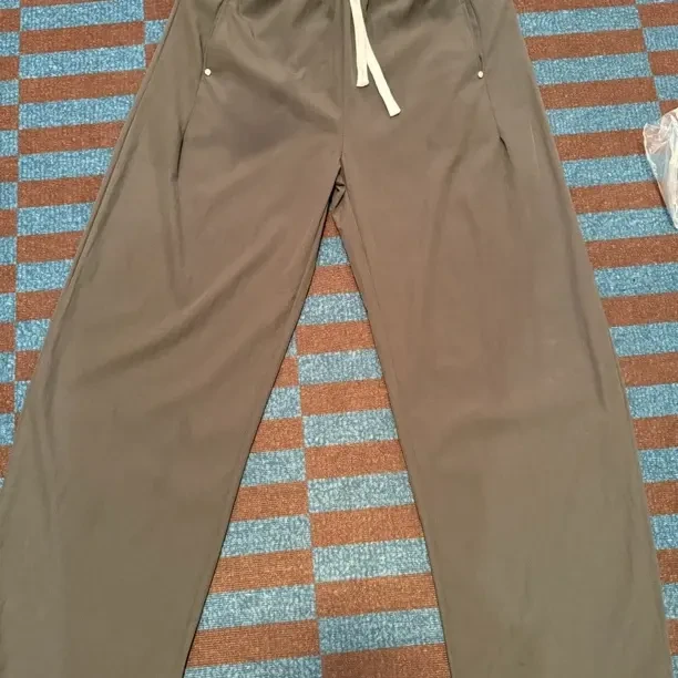 时尚美式薄款裤子