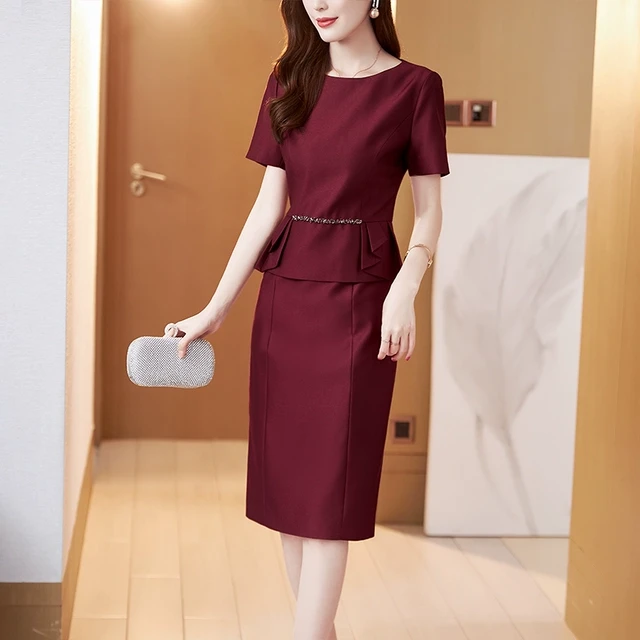 酒红色礼服连衣裙女长袖2025春夏高贵名媛气质结婚宴会妈妈装包臀