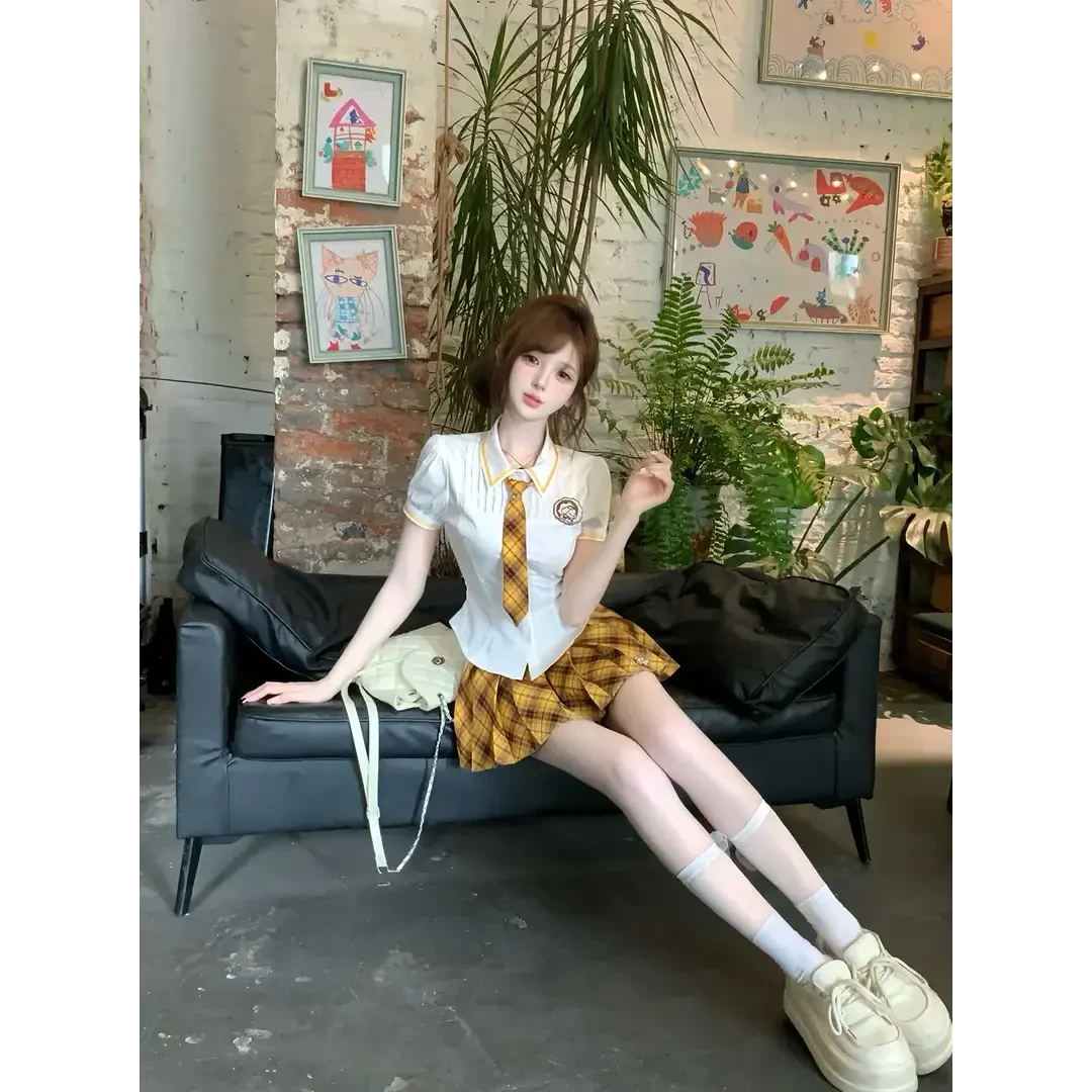 夏季新款纯欲日系学院风甜美可爱洋气小众设计上衣短裙两件套