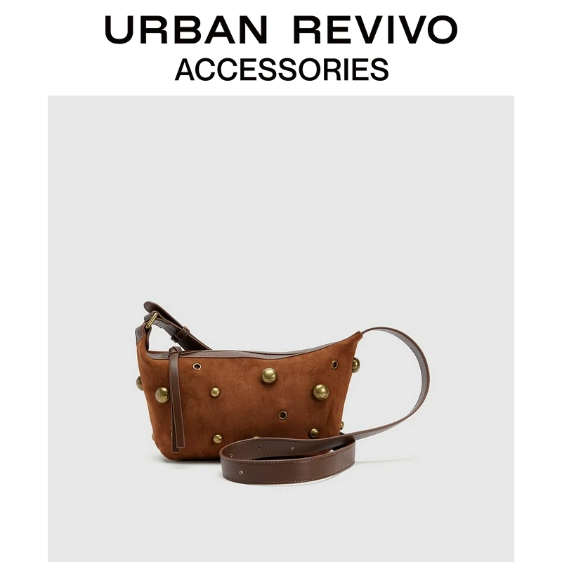 【新派简约】URBAN REVIVO2025春季新款女士撞钉单肩包UAWB50005