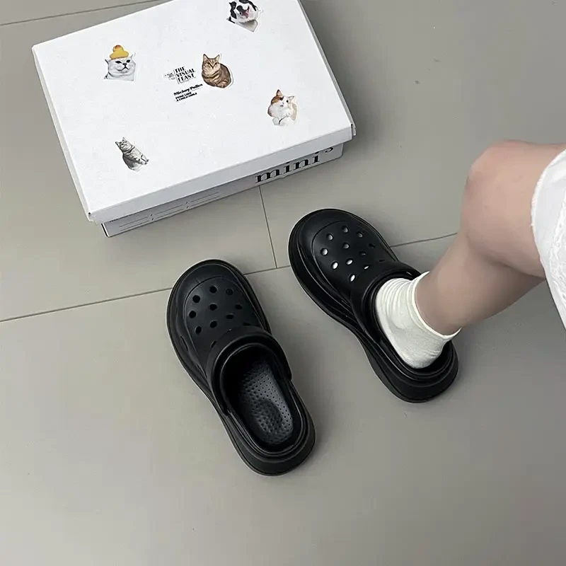 来两双新款百搭厚底洞洞鞋女夏外穿包拖鞋防滑软底增高踩屎感