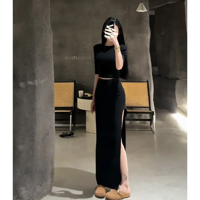 2025夏季新款高级感修身短款圆领短袖上衣气质高腰包臀开叉半身裙