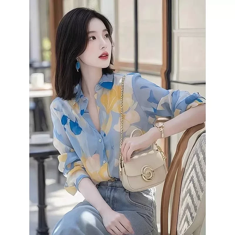 今年流行漂亮洋气高端别致气质小衫法式超好看印花衬衫上衣女早秋