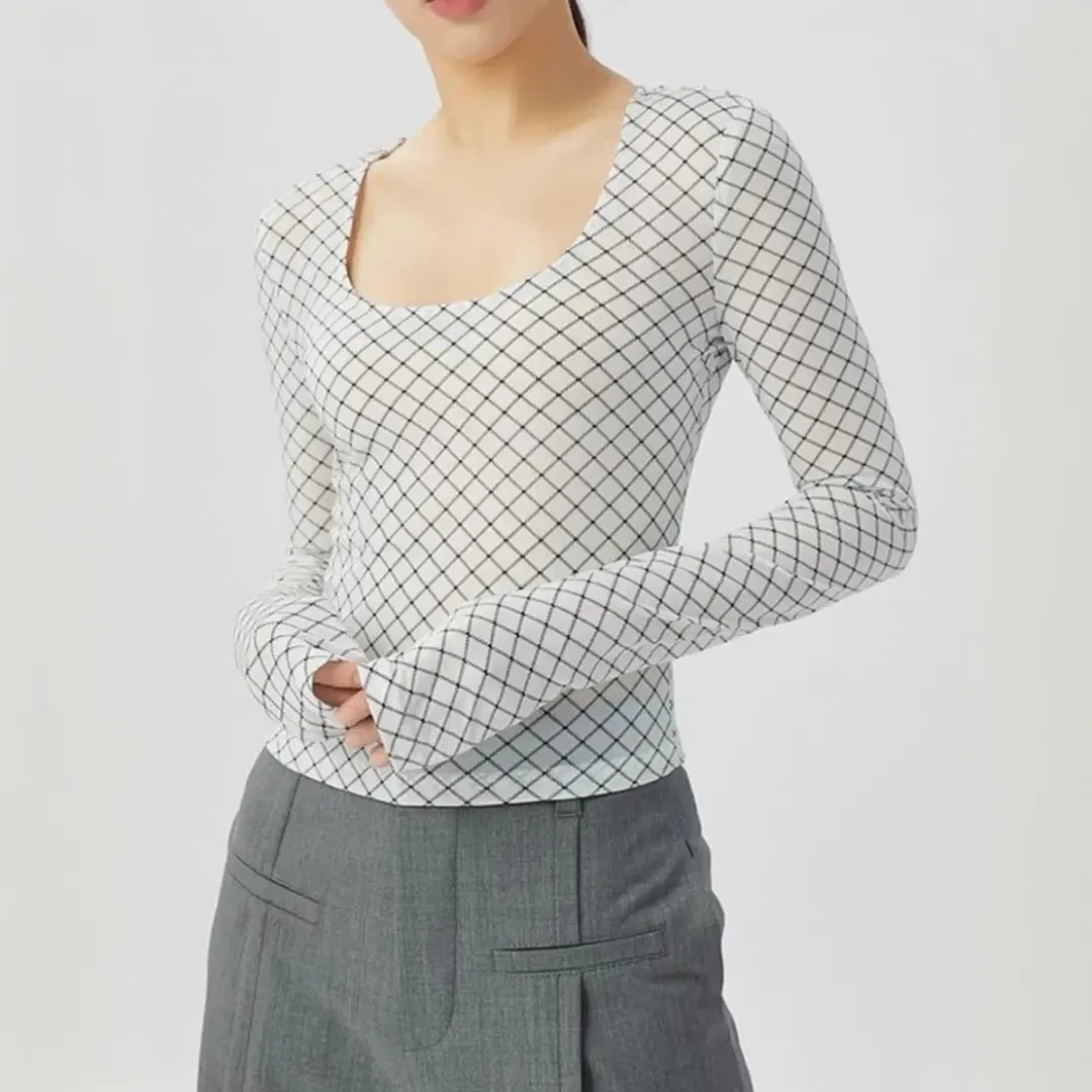 阿玛施春夏新款大U领菱格网纱修身显瘦气质长袖打底t恤女5300927