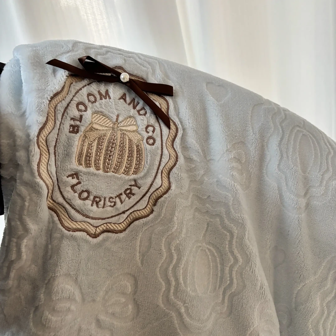 加厚保暖纯色刺绣牛奶绒四件套冬季双面绒轻奢高档床品