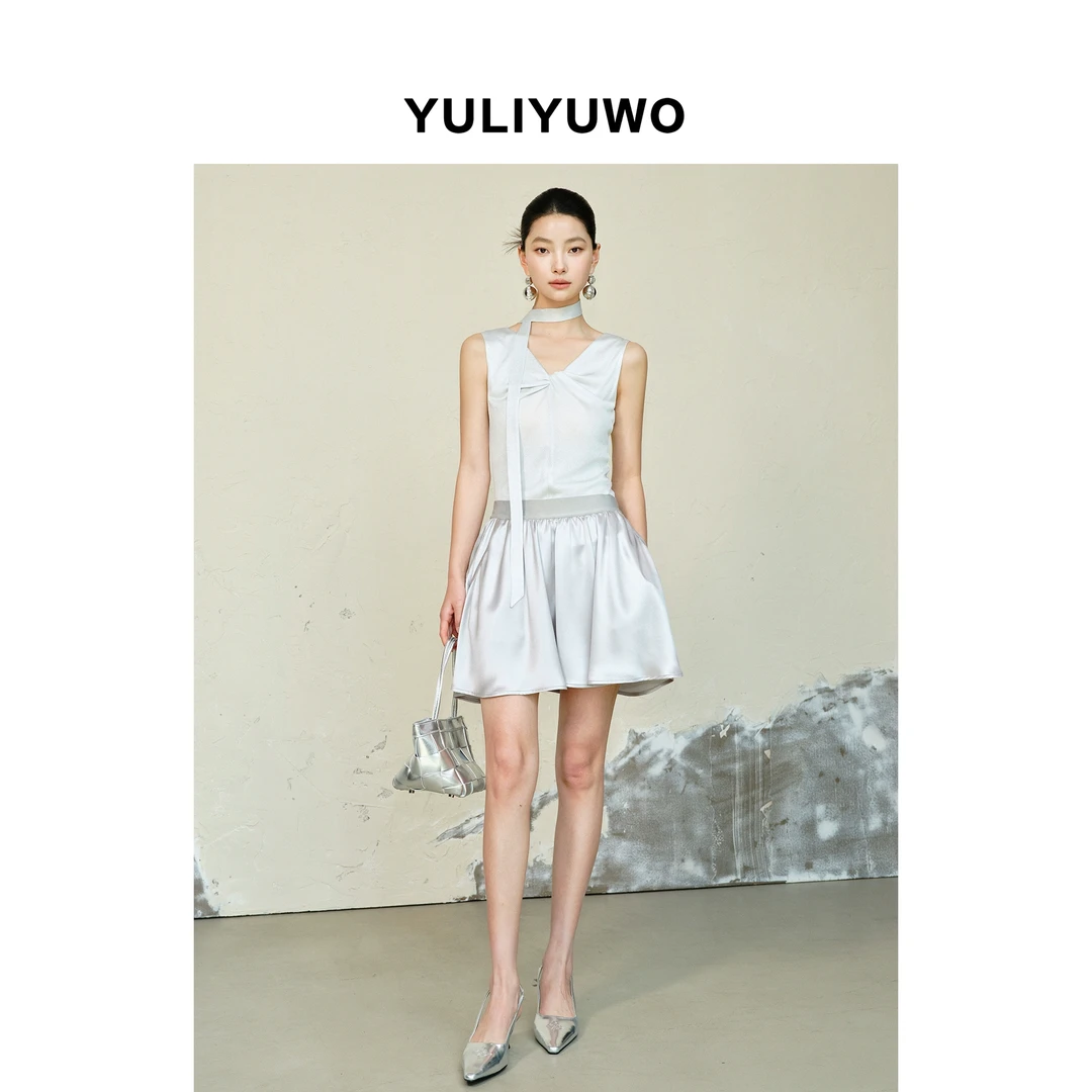 与里与我/2025醋酸缎面高腰半身裙薄款A字裙短裙女休闲257067Y