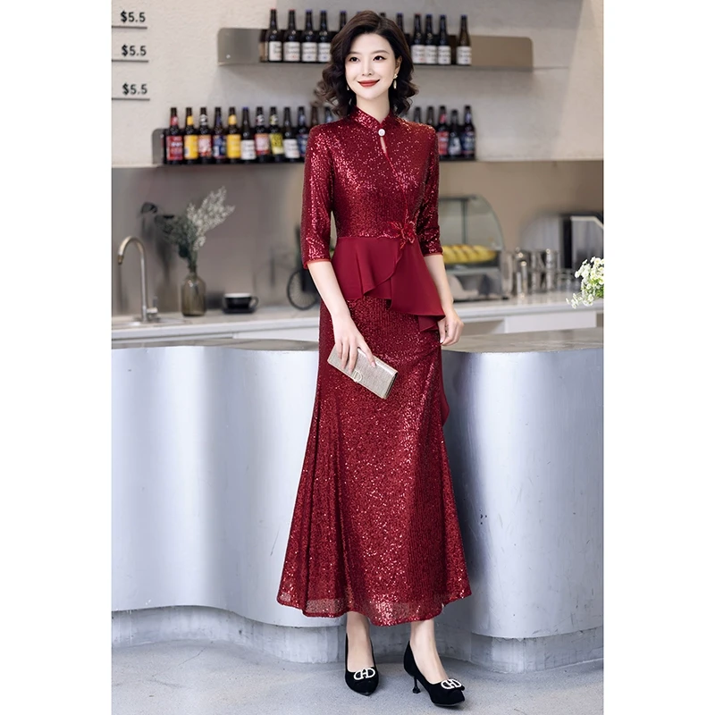 高端宴会酒红色亮片主持人晚礼服裙轻奢小众喜婆婆婚礼妈妈装高贵