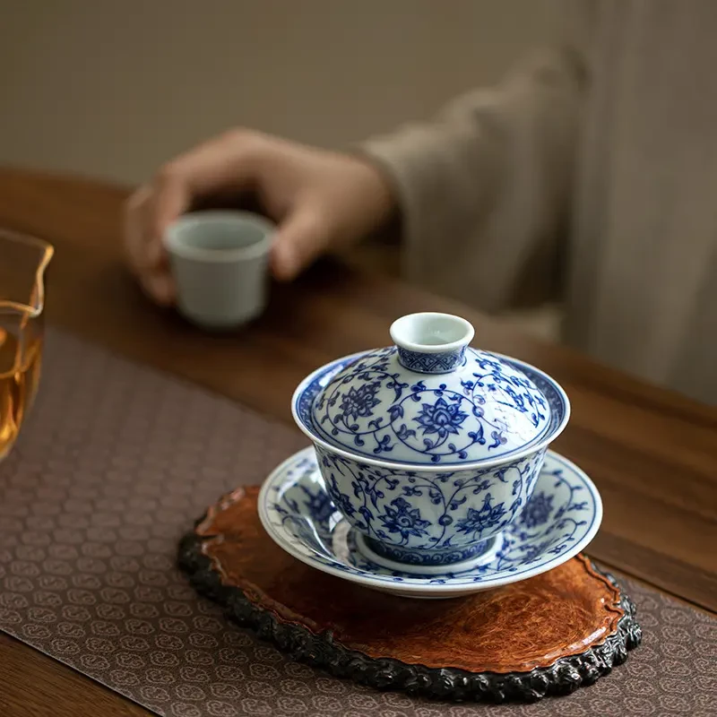 复古青花缠枝莲釉下彩三才盖碗功夫茶具仿古陶瓷中式家用茶碗防烫