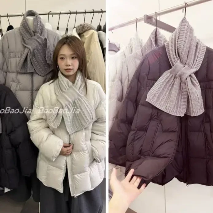 韩系配针织围巾圆领中长款女冬季白鸭绒宽松外套