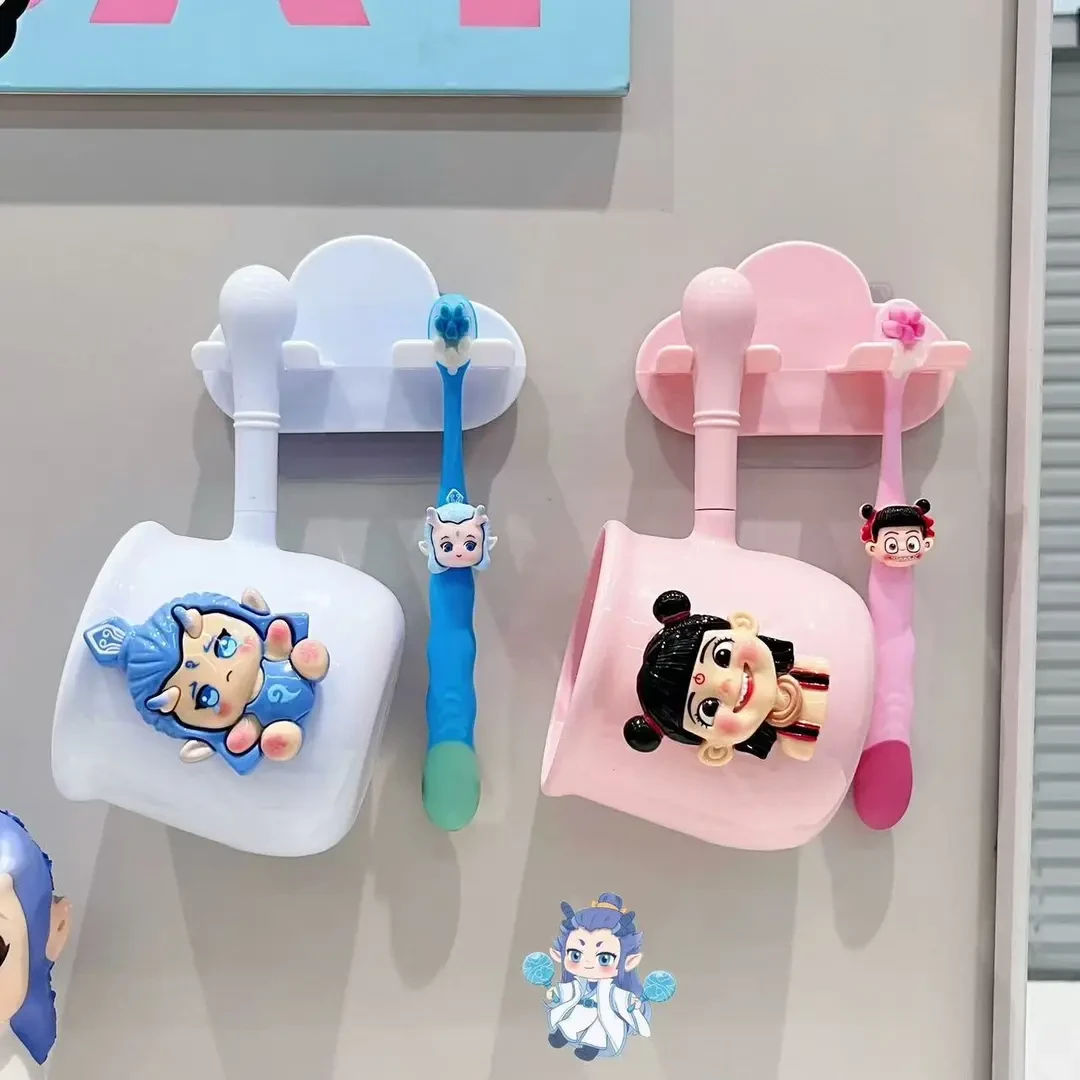 哪吒敖丙漱口杯刷牙洗漱墙式儿童牙杯电动牙刷浴室置物架收纳I005