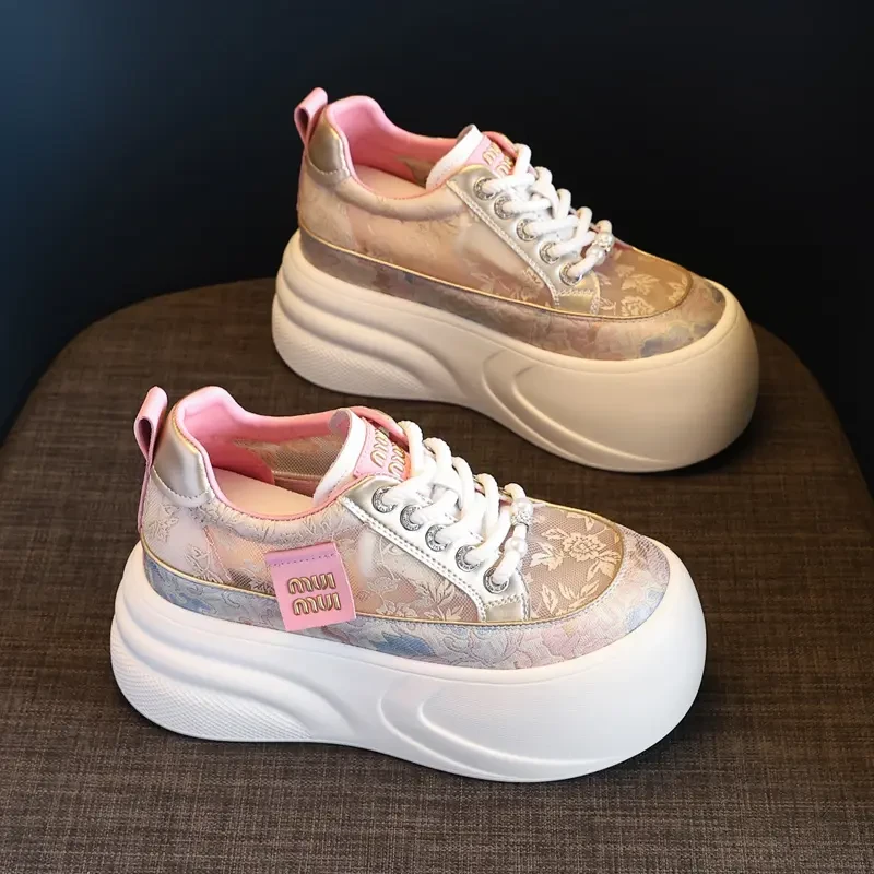 厚底内增高蕾丝网面板鞋透气百搭小白鞋女2025夏季新款时尚休闲鞋