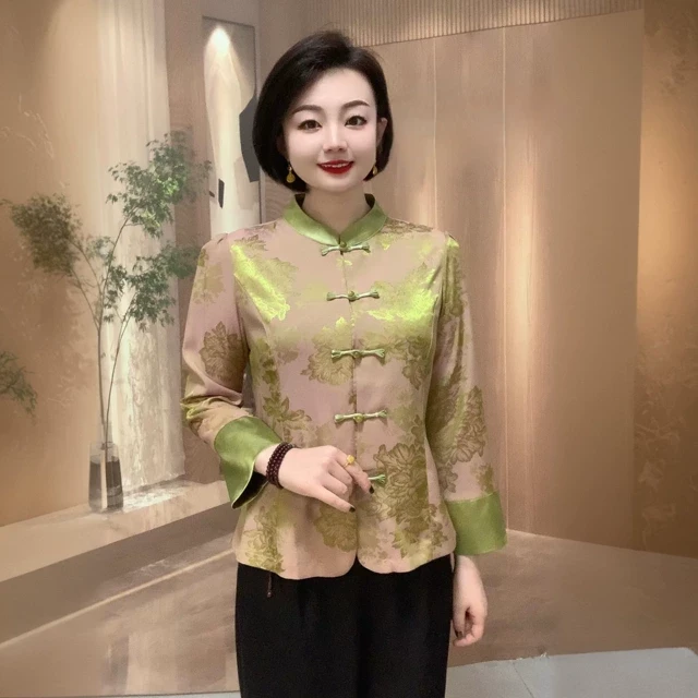 2023优雅气质短款上衣夏季新款复古盘扣中年妈妈装提花真丝缎开衫