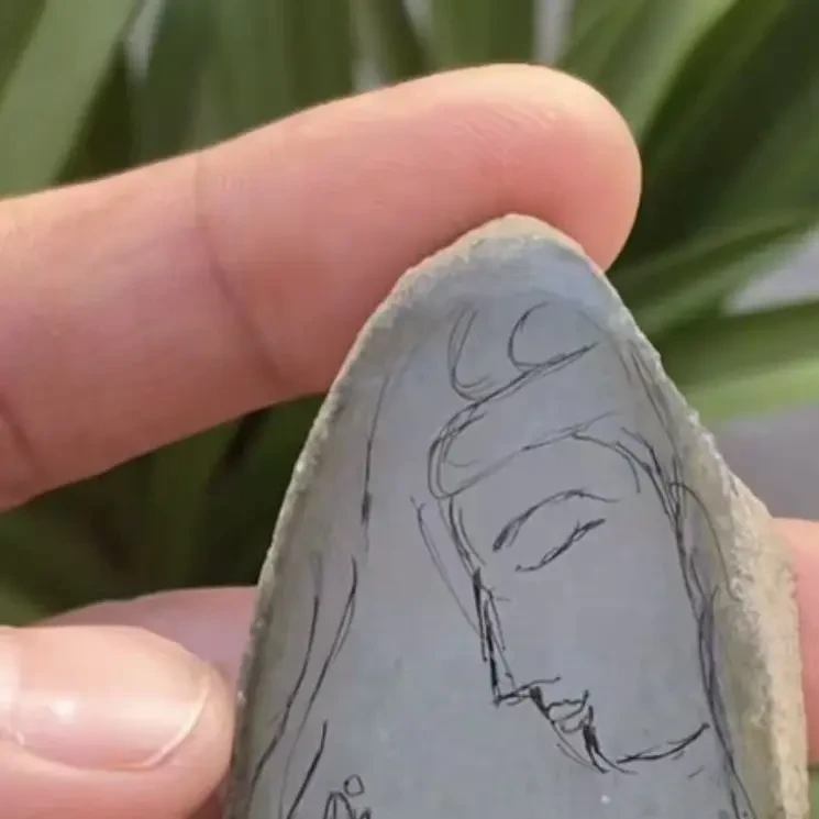 天然a货翡翠定制佛观天下