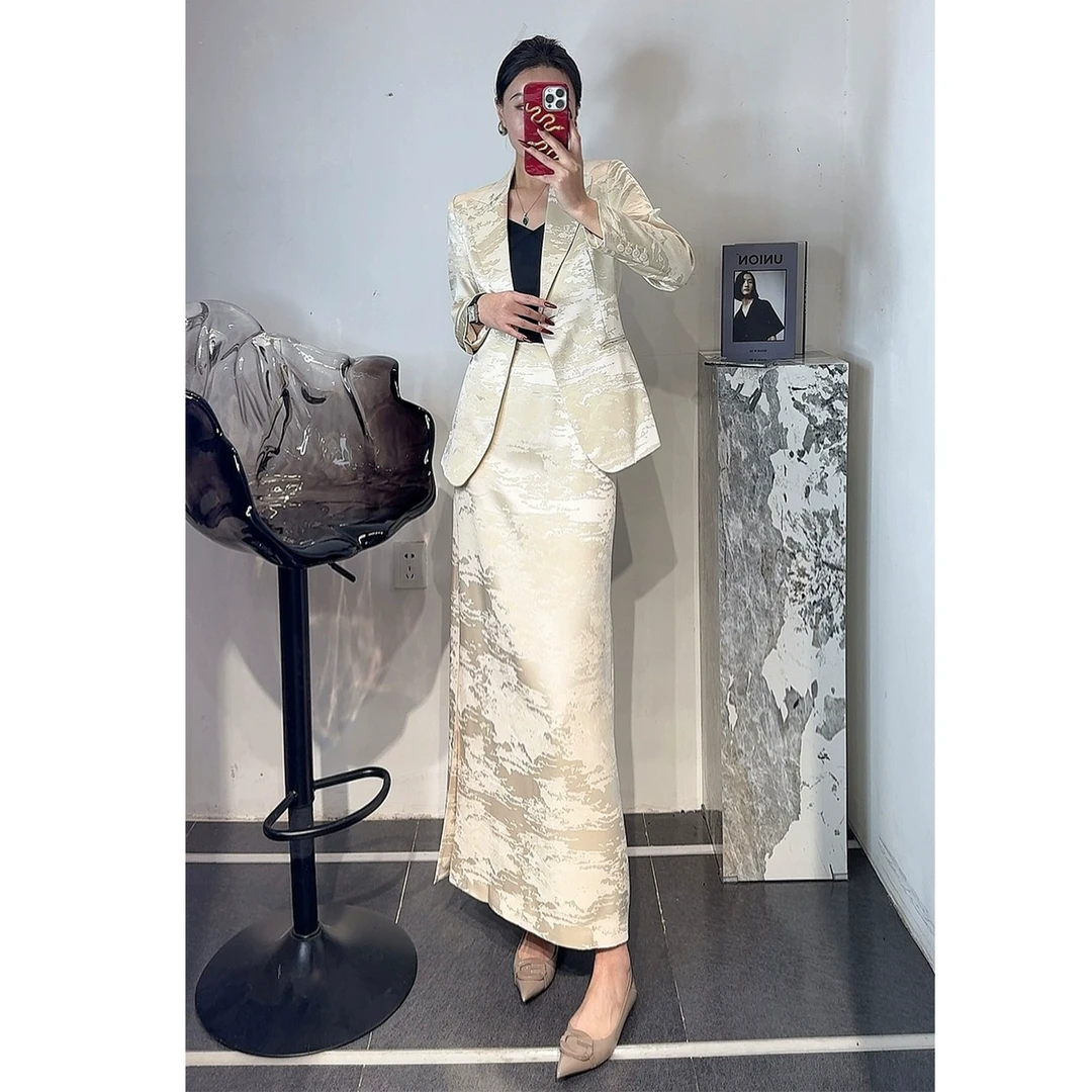 高级感贵气穿搭女2025早春新款醋酸提花西装外套半身裙时髦两件套