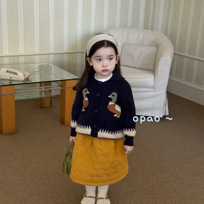 Opao（现货）女童韩版圆领厚款休闲风毛衣针织衫上衣小鸭毛衣开衫