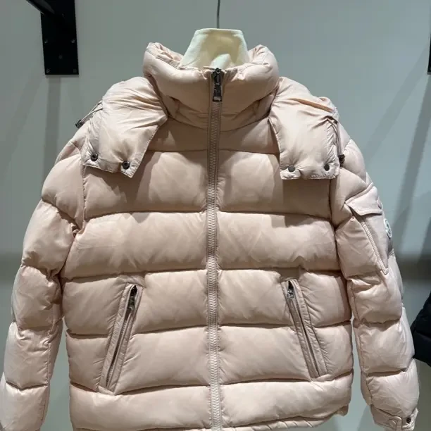 冬季保暖潮流情侣外套女短款连帽加厚可拆卸帽时尚百搭