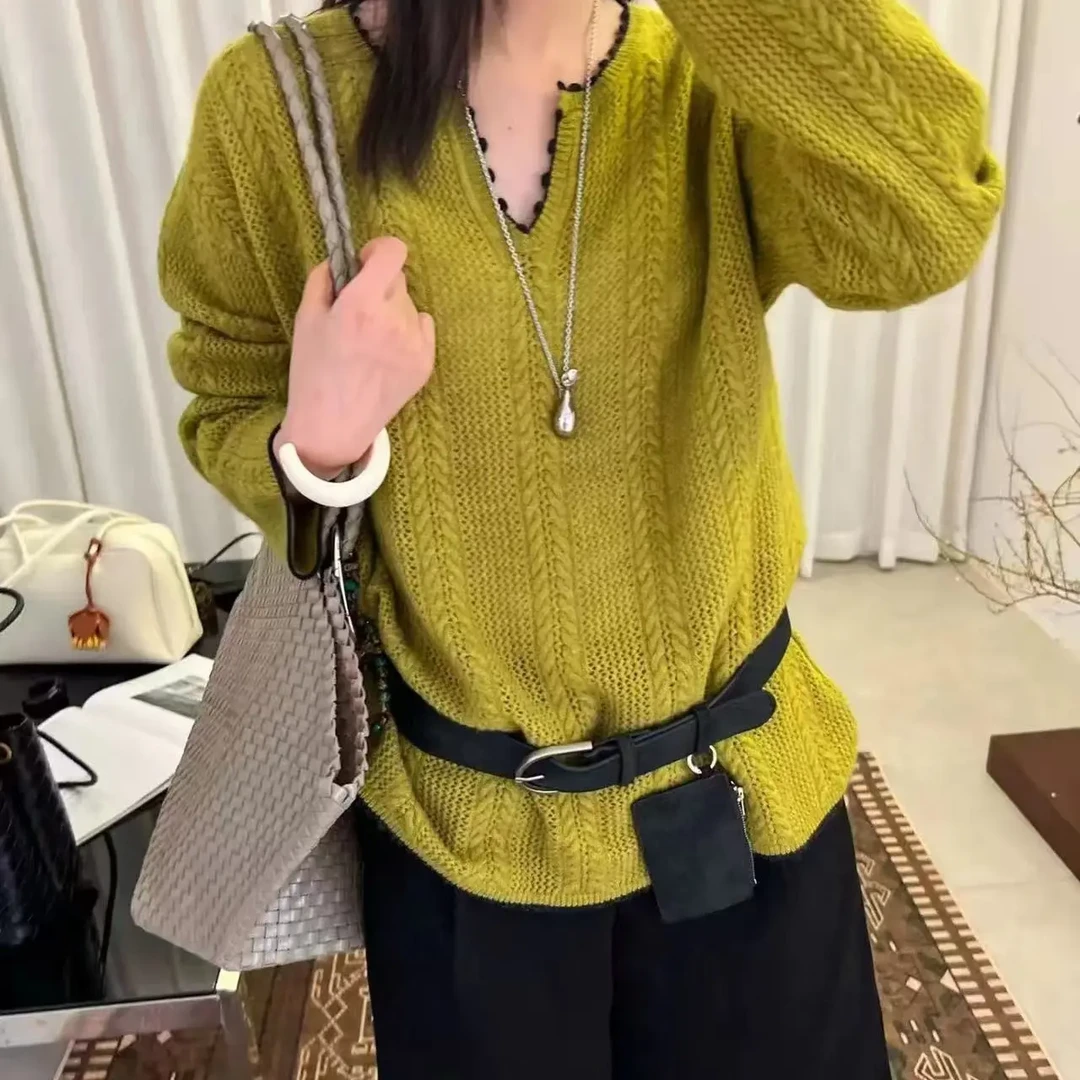 V领冬季常规长袖女针织毛针织衫植物花卉常规款薄款