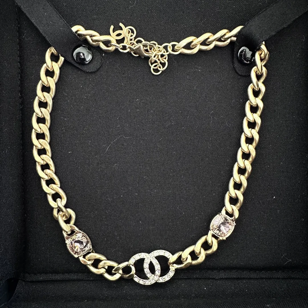 99新 Chanel/香奈儿 复古金亮钻双C粉钻chocker时尚美观