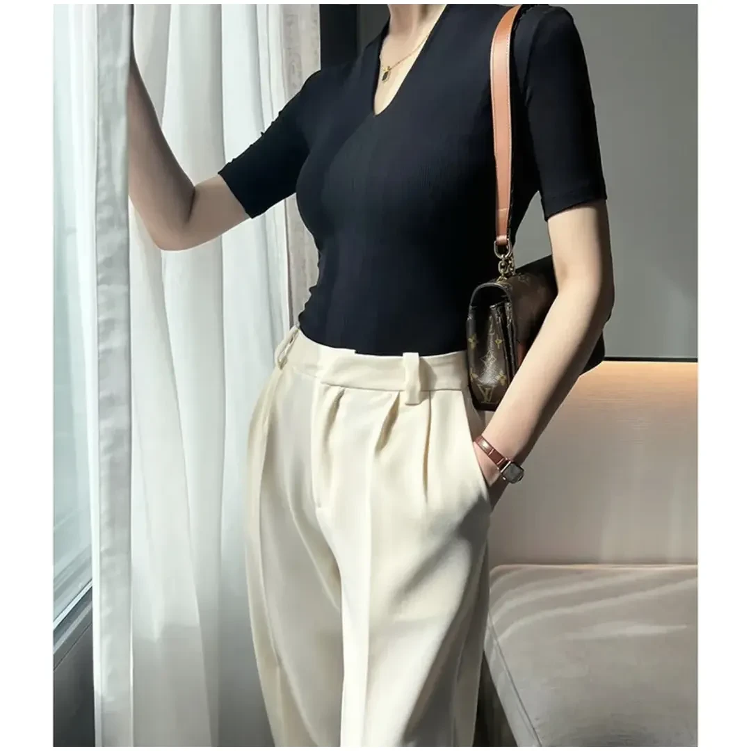 极简清冷风V领短袖女2025夏季新款五分袖修身内搭气质打底衫洋气