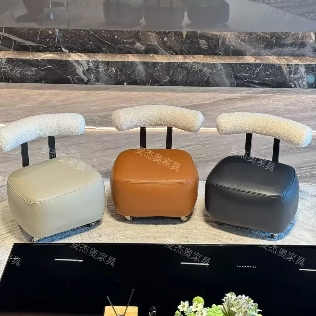 轻奢风大师设计创意儿童凳滑轮椅简约小户型网红ins休闲溜溜椅