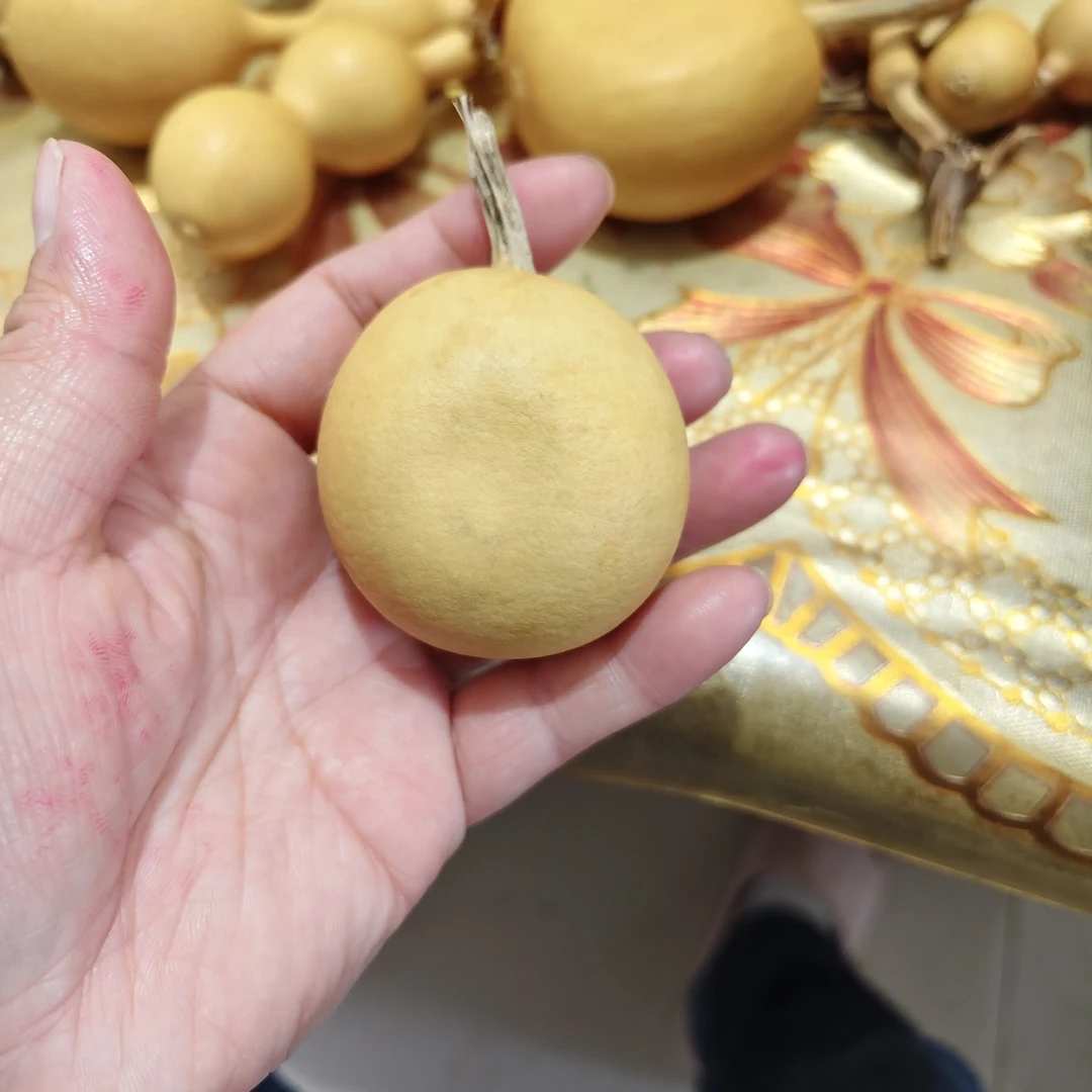 天然带龙头小鸡蛋葫芦文玩手把件可盘玩室内适用