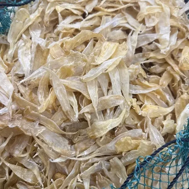 南澳自晒滋补的深海豆仁花胶干货