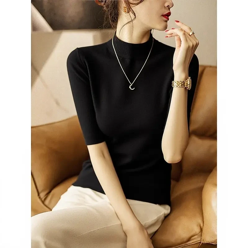 黑色半高领中袖针织T恤女春秋2025新款修身内搭五分袖打底衫上衣