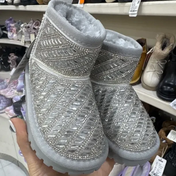 套筒女平跟拉链休闲风冬季雪地靴银色靴子