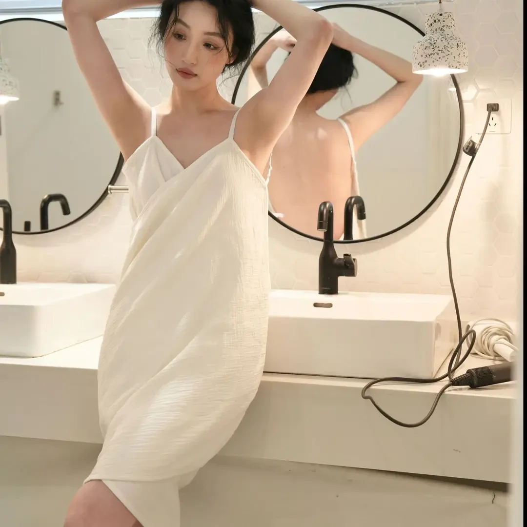 法式珊瑚绒夏季浴巾裙吊带裙吸水亲肤睡裙肩带可调浴裙睡衣露背款