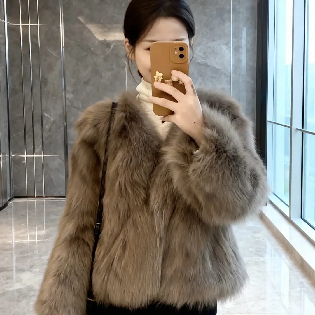毛毛外套女秋冬时尚大衣仿狐狸毛皮草环保短款V领百搭上衣高级感