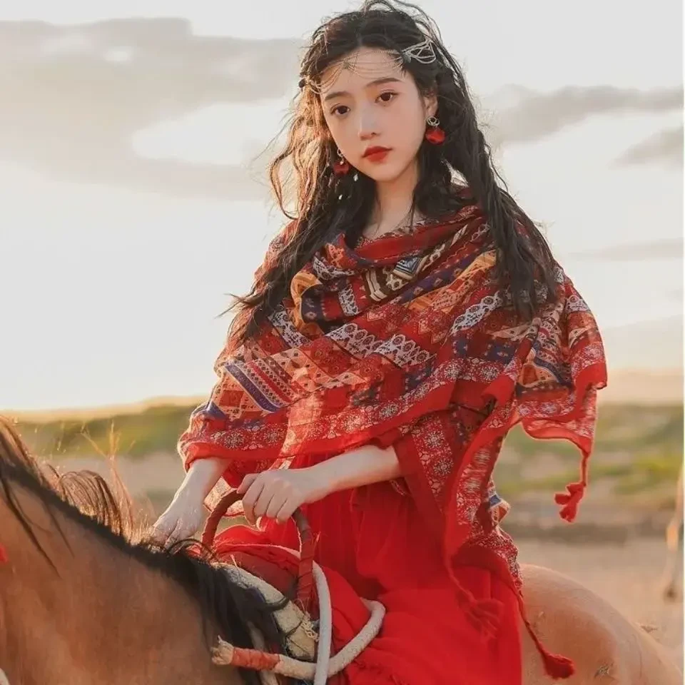 2025新款【手工盘扣】旅游度假民族风旅游披肩沙滩海边薄款丝巾披肩