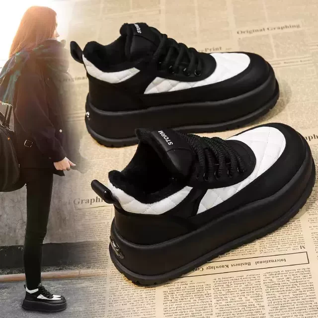 厚底雪地靴女2024冬季新款加绒加厚保暖棉鞋软底防滑短靴高帮板鞋