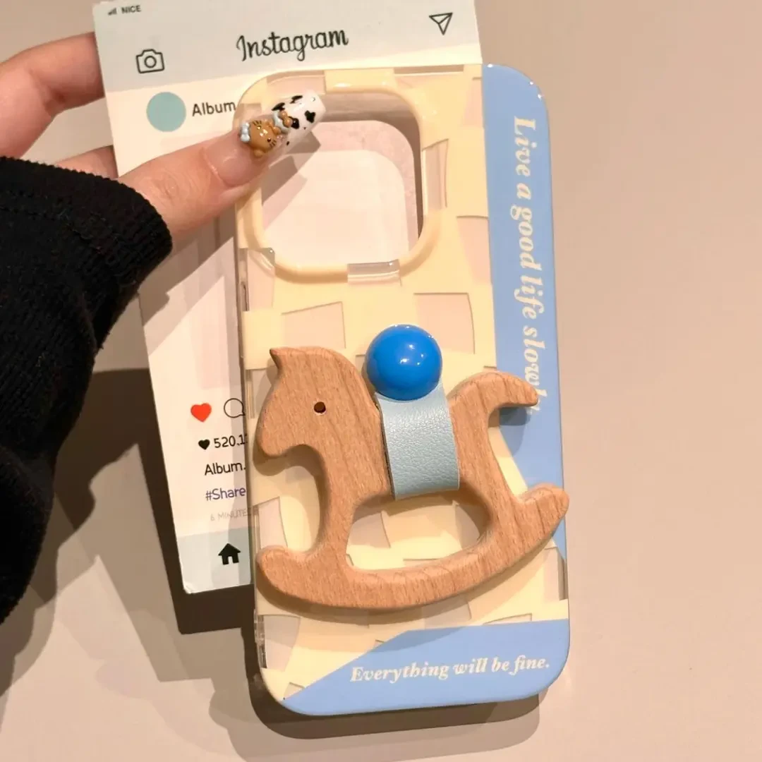 IMD白色大孔格纹木马贴件手机壳适用于苹果/华为/vivo/小米/oppo