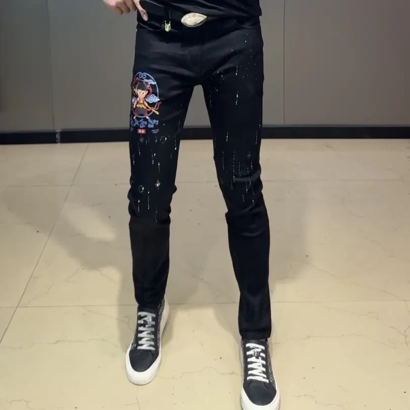 春夏纯黑色个性烫钻高弹青春活力印花修身小脚牛仔裤8903