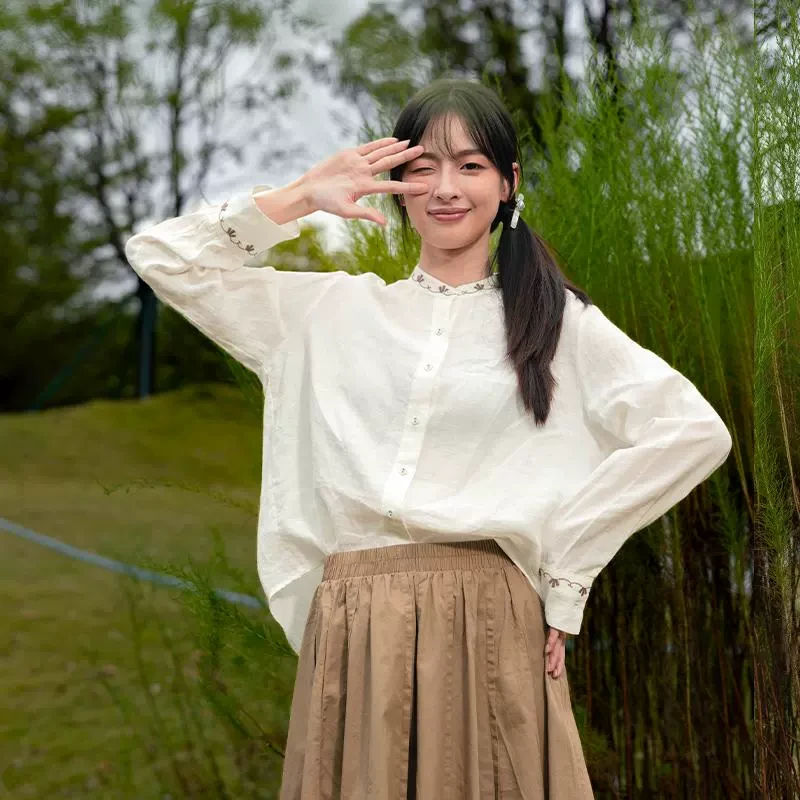 中和休闲文艺绣花立领衬衫女2025春季新款日式简约气质长袖衬衣