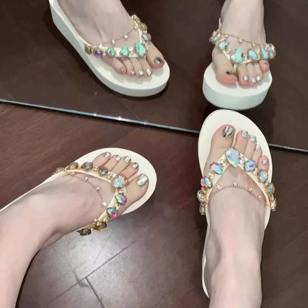 水钻厚底人字拖鞋女夏季外穿增高坡跟夹脚防滑防臭海边沙滩凉拖鞋