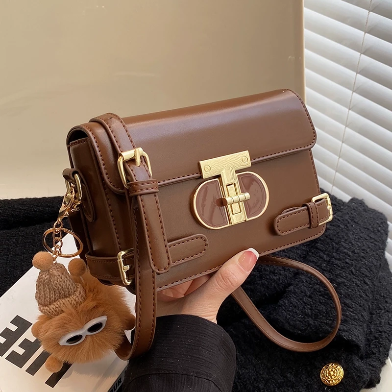 高级质感小包包2023春夏季新款女包流行爆款百搭斜挎包气质小方包