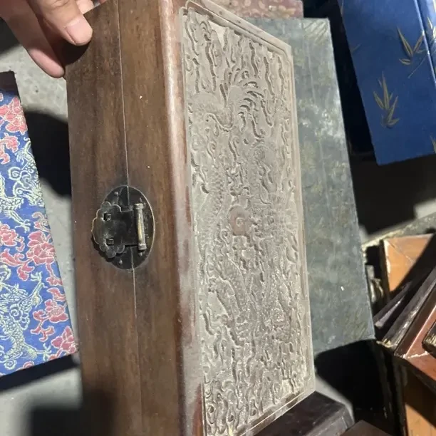 云龙雕刻大号精美首饰收纳盒