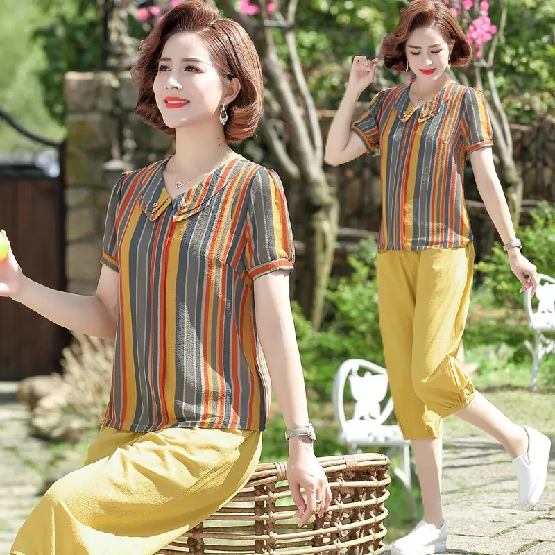 中年妈妈夏装气质套装洋气新款上衣中老年女装棉麻短袖T恤